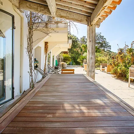 Vue Sur Les Iles D'or