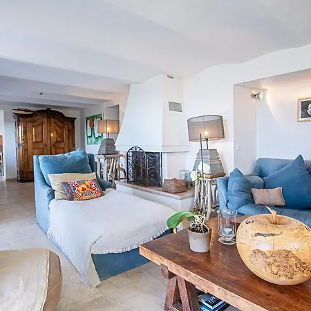 Vue Sur Les Iles D'or *