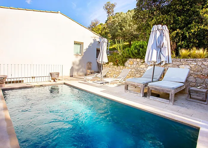 Vue Sur Les Iles D'or *